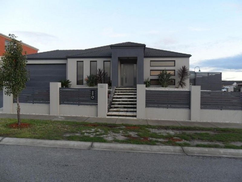 11 Yemaya Place, Berwick VIC 3806