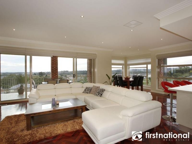 8 Crestview Drive, Beaconsfield VIC 3807
