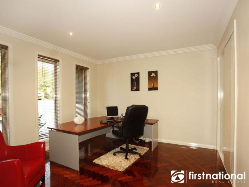 8 Crestview Drive, Beaconsfield VIC 3807
