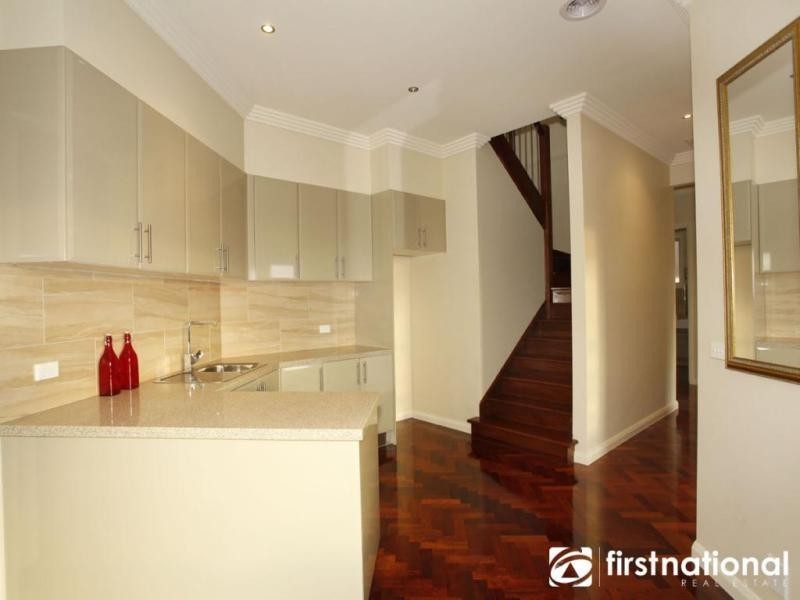8 Crestview Drive, Beaconsfield VIC 3807