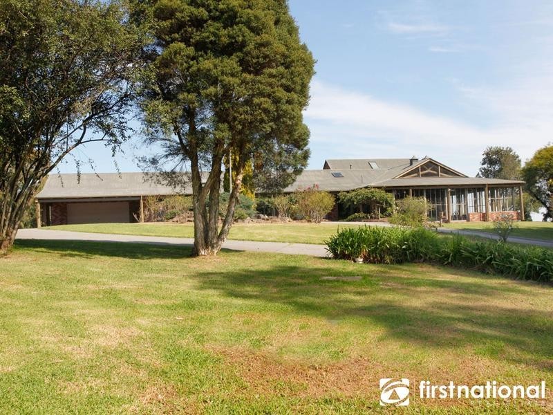 31 Halleur Rd, Harkaway VIC 3806