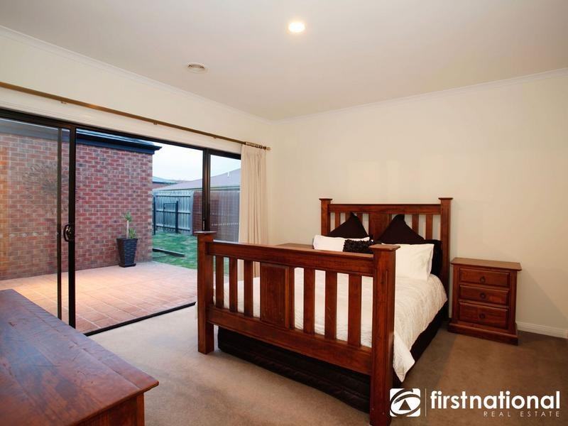 15 North Hidden Valley Circuit, Beaconsfield VIC 3807