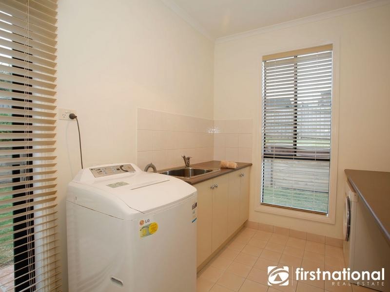 15 North Hidden Valley Circuit, Beaconsfield VIC 3807