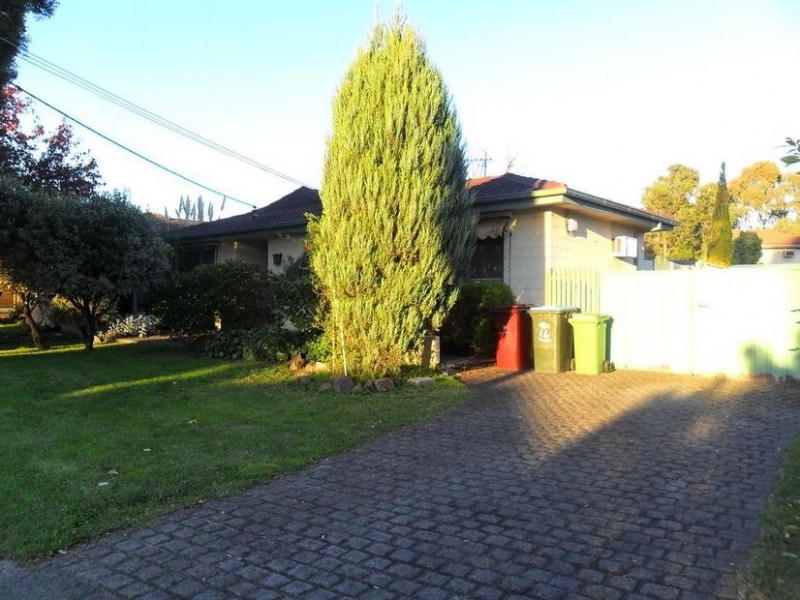 14 Chateau Avenue, Narre Warren VIC 3805