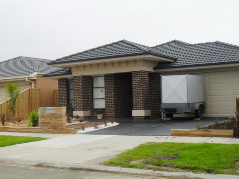 14 Wesson Way, Cranbourne East VIC 3977