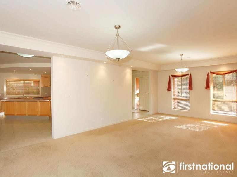 7 Pheasant Court, Berwick VIC 3806