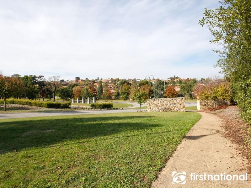 7 Pheasant Court, Berwick VIC 3806