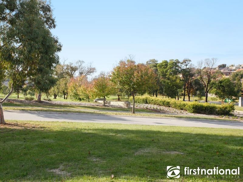 7 Pheasant Court, Berwick VIC 3806