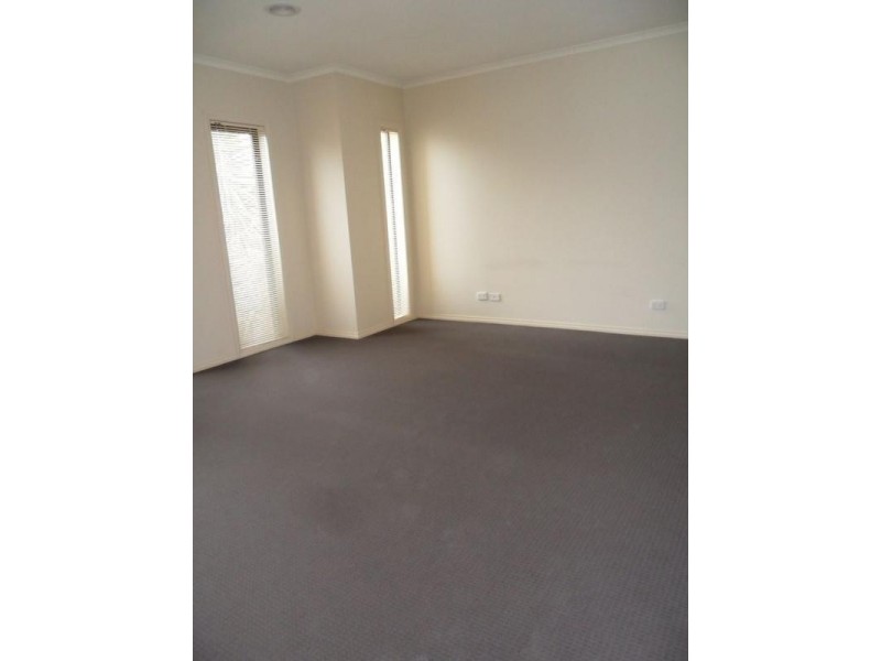 4 Cherrywood Way, Narre Warren South VIC 3805