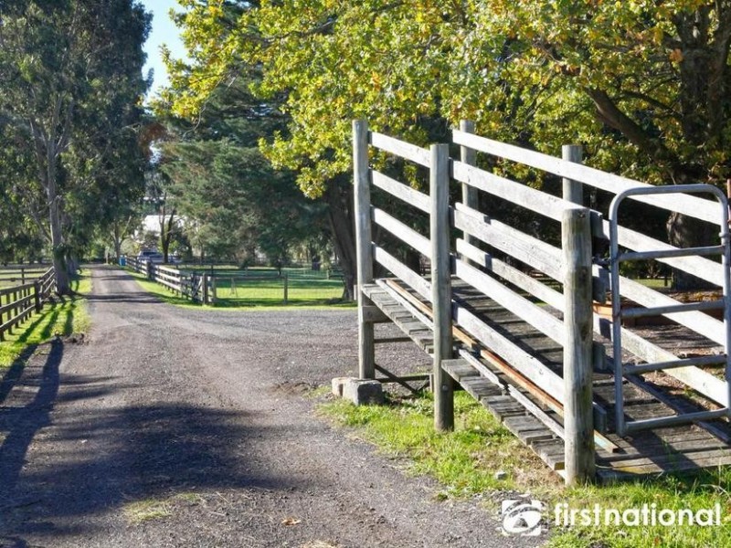 7 Horswood Road, Narre Warren North VIC 3804