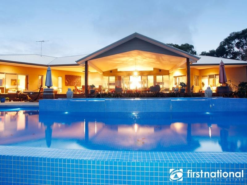 7 Horswood Rd, Narre Warren North VIC 3804