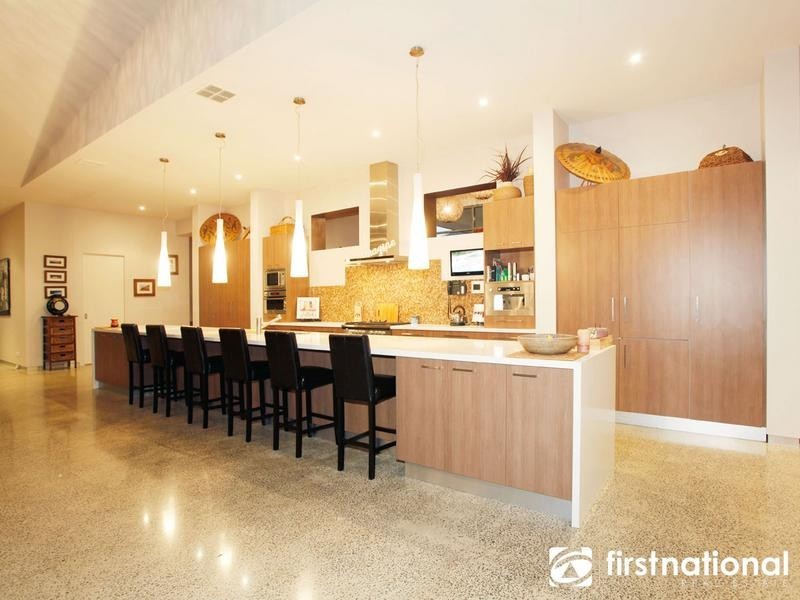 7 Horswood Rd, Narre Warren North VIC 3804