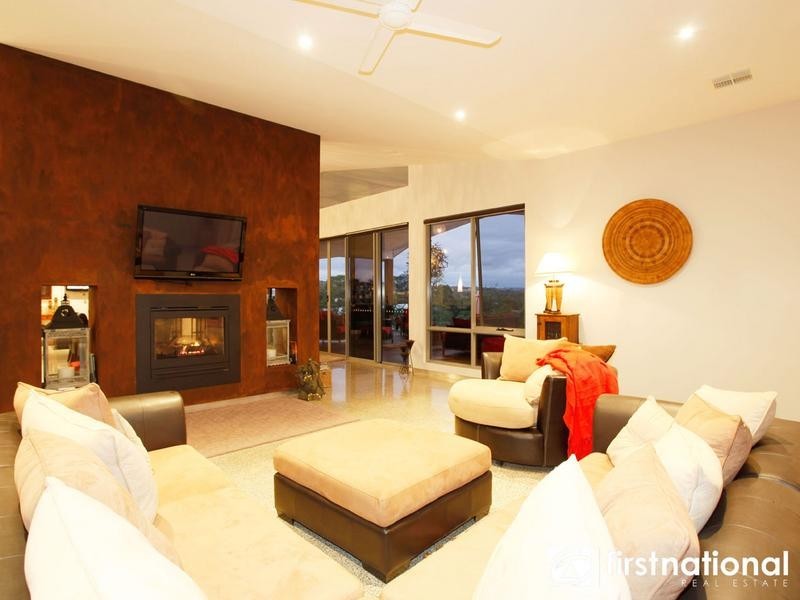 7 Horswood Rd, Narre Warren North VIC 3804