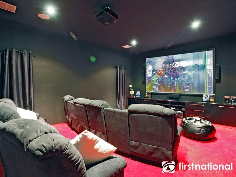 7 Horswood Rd, Narre Warren North VIC 3804