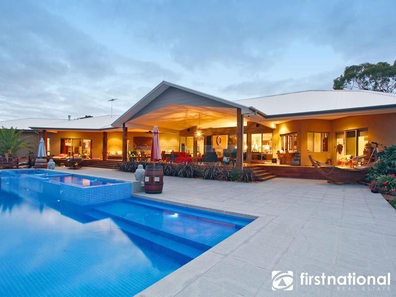 7 Horswood Rd, Narre Warren North VIC 3804