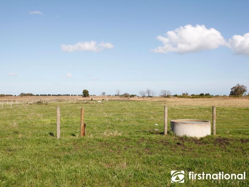 90 Hardys Road, Tooradin VIC 3980