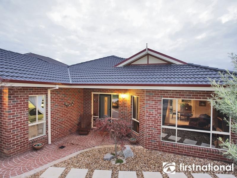 1 Myoora Place, Berwick VIC 3806