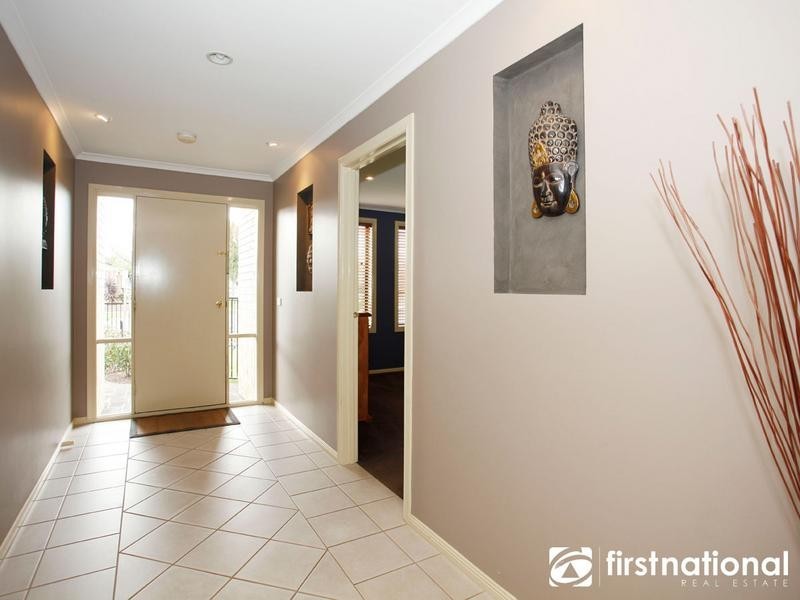 67 Streeton Way, Berwick VIC 3806