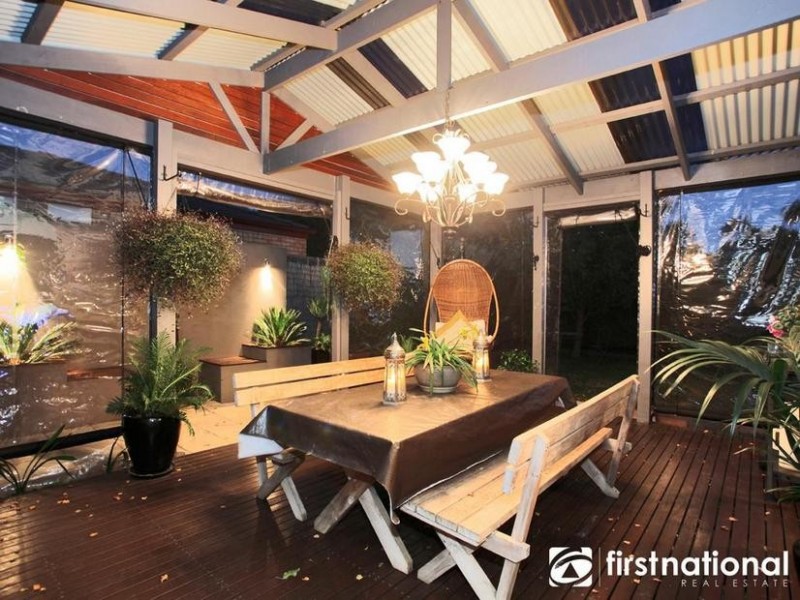 67 Streeton Way, Berwick VIC 3806
