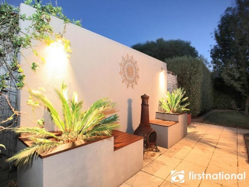 67 Streeton Way, Berwick VIC 3806