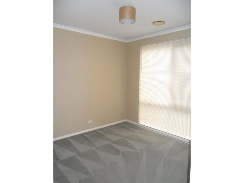 23 Kirkham Court, Berwick VIC 3806