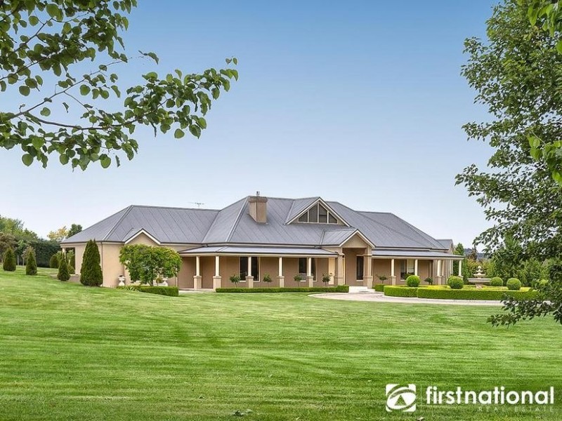 2-6 Glen Moidart Drive, Berwick VIC 3806