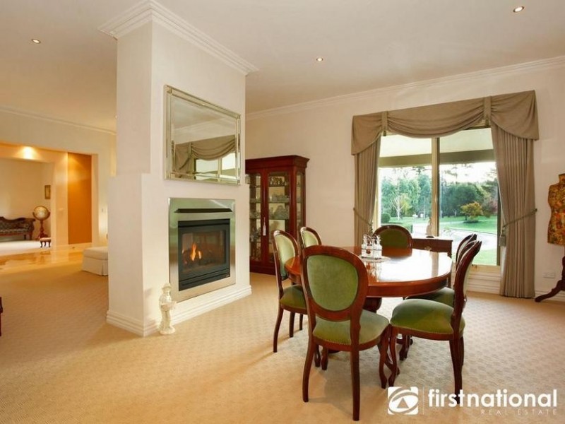 2-6 Glen Moidart Drive, Berwick VIC 3806