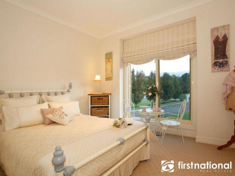 2-6 Glen Moidart Drive, Berwick VIC 3806