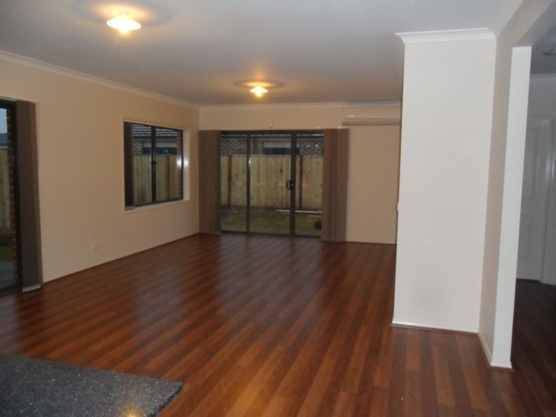 1 Heathfield Lane, Officer VIC 3809