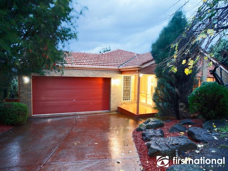 39 Edrington Park Drive, Berwick VIC 3806