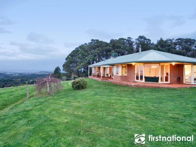 44 Bayard Drive, Pakenham Upper VIC 3810