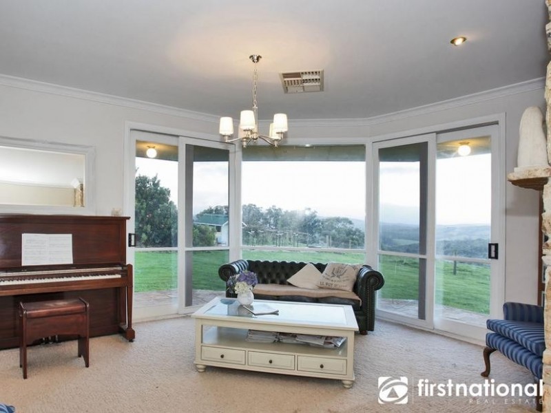 44 Bayard Drive, Pakenham Upper VIC 3810