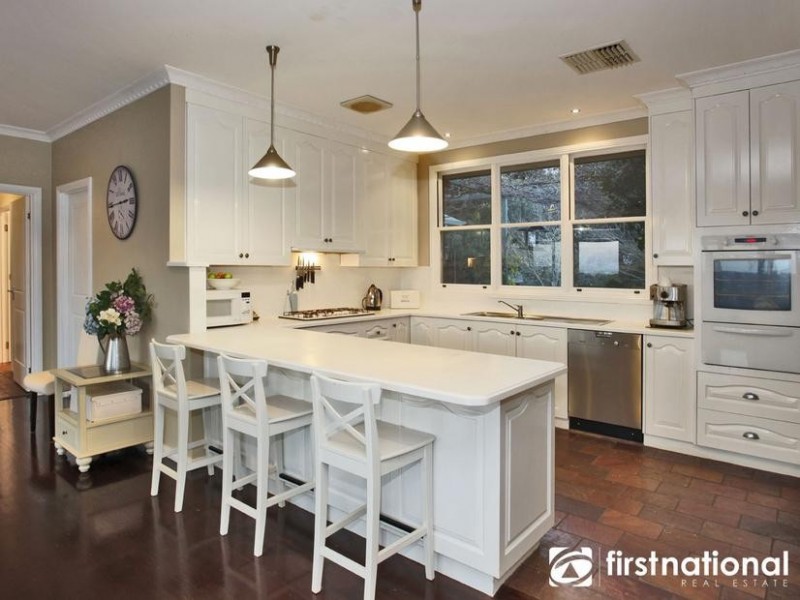 44 Bayard Drive, Pakenham Upper VIC 3810