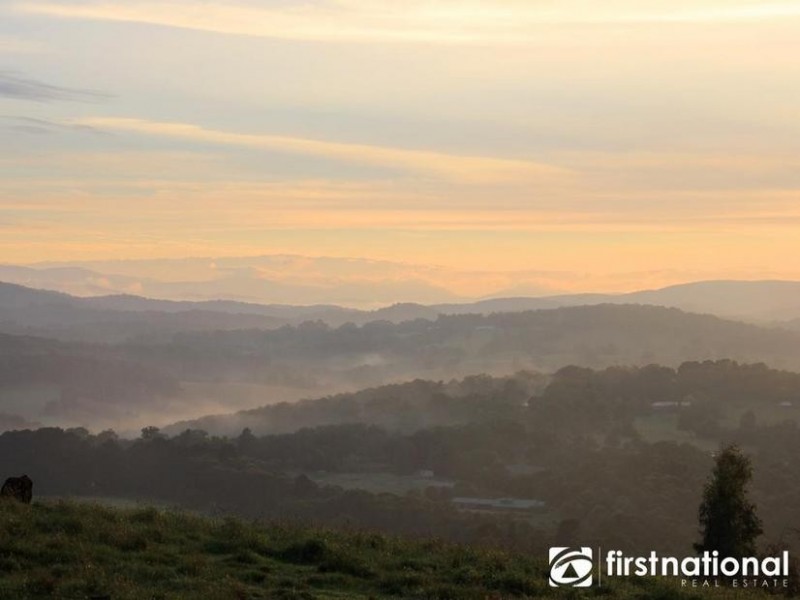 44 Bayard Drive, Pakenham Upper VIC 3810