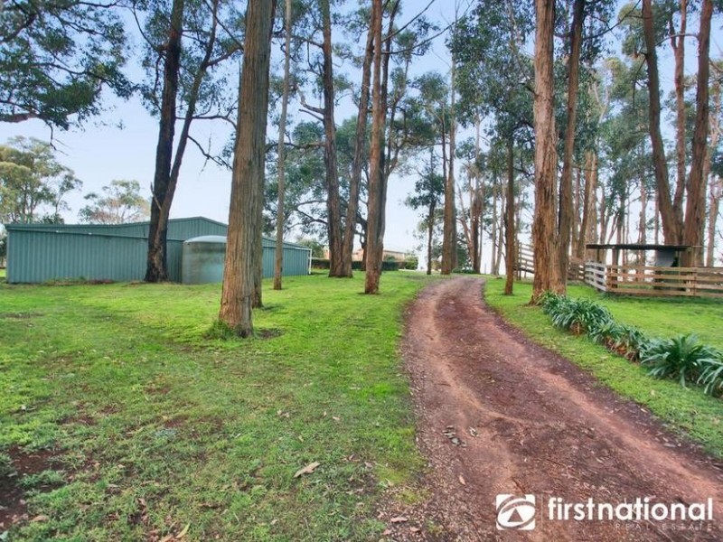 44 Bayard Drive, Pakenham Upper VIC 3810