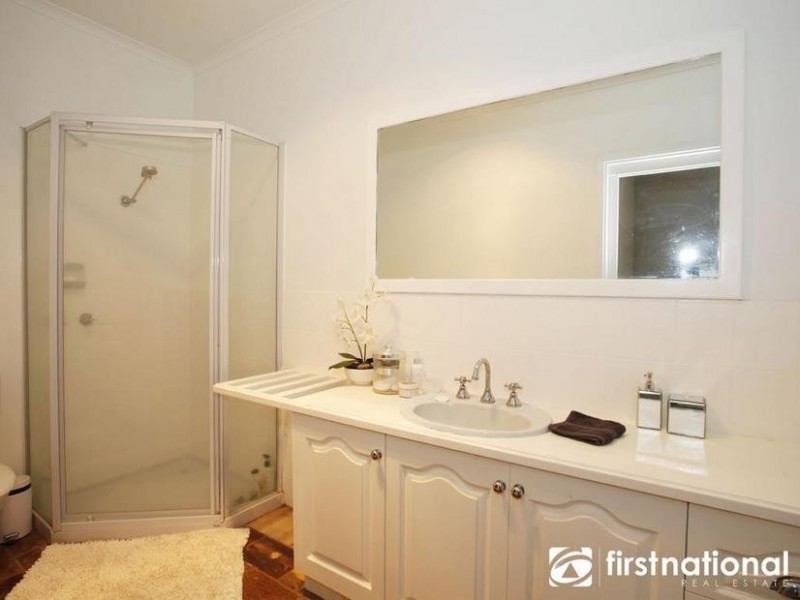 44 Bayard Drive, Pakenham Upper VIC 3810