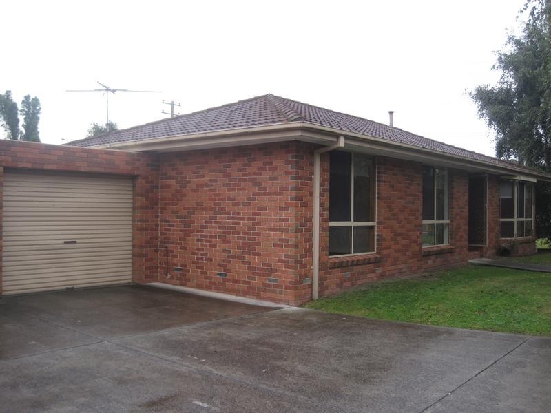 1/105 Princes Highway, Beaconsfield VIC 3807