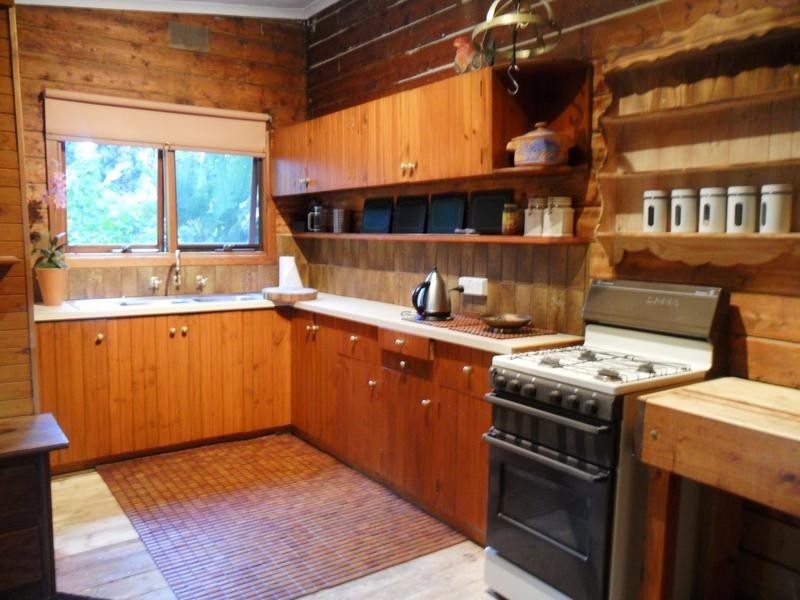 120 Abeckett Road, Beaconsfield Upper VIC 3808