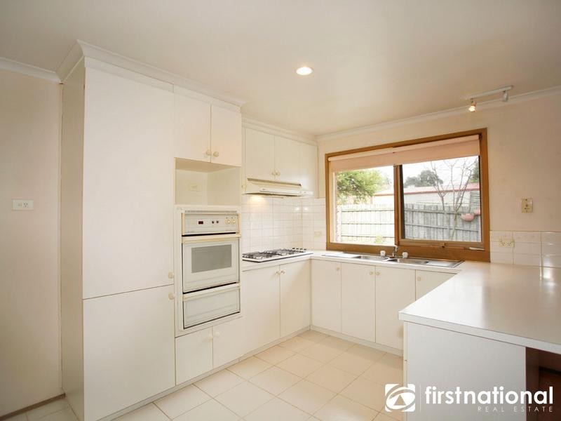 24 Coolabah Grove, Berwick VIC 3806