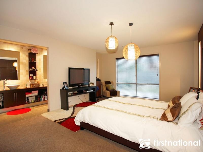 15 Lorne Court, Berwick VIC 3806