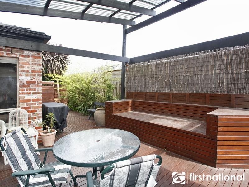 2/57 Wallace Street, Beaconsfield VIC 3807