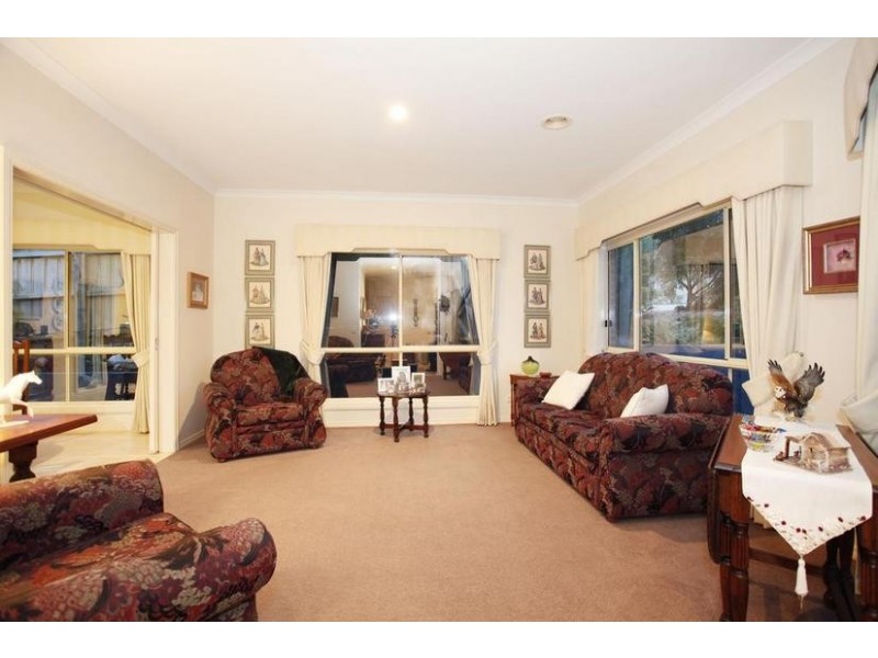1 Myoora Place, Berwick VIC 3806