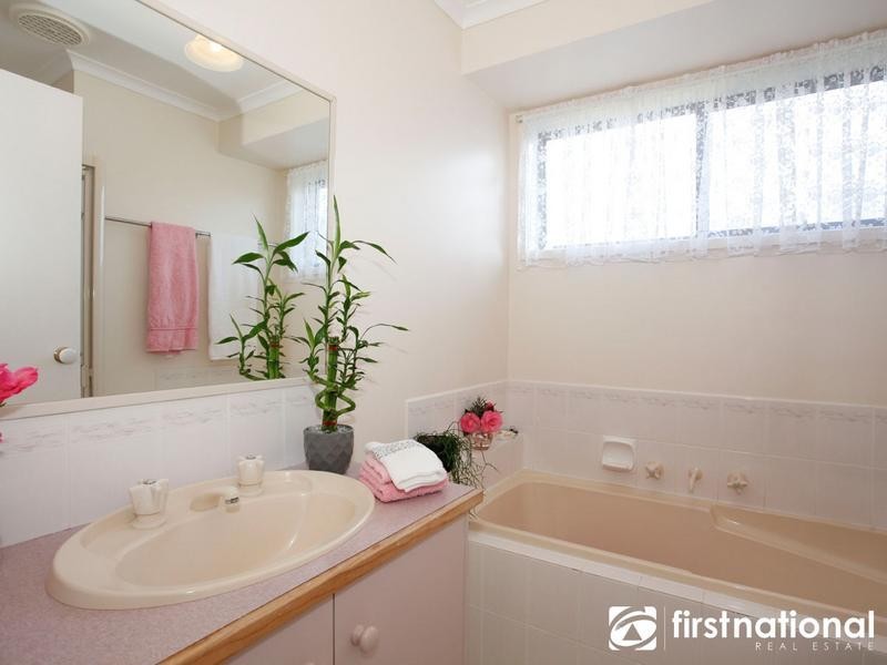 10 Bardsley Court, Narre Warren VIC 3805