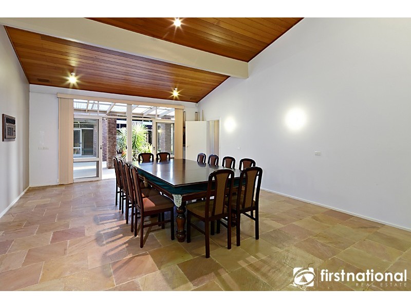 12 Casey Drive, Berwick VIC 3806