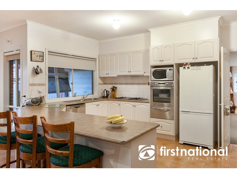 6 Arbour Rise, Pakenham VIC 3810