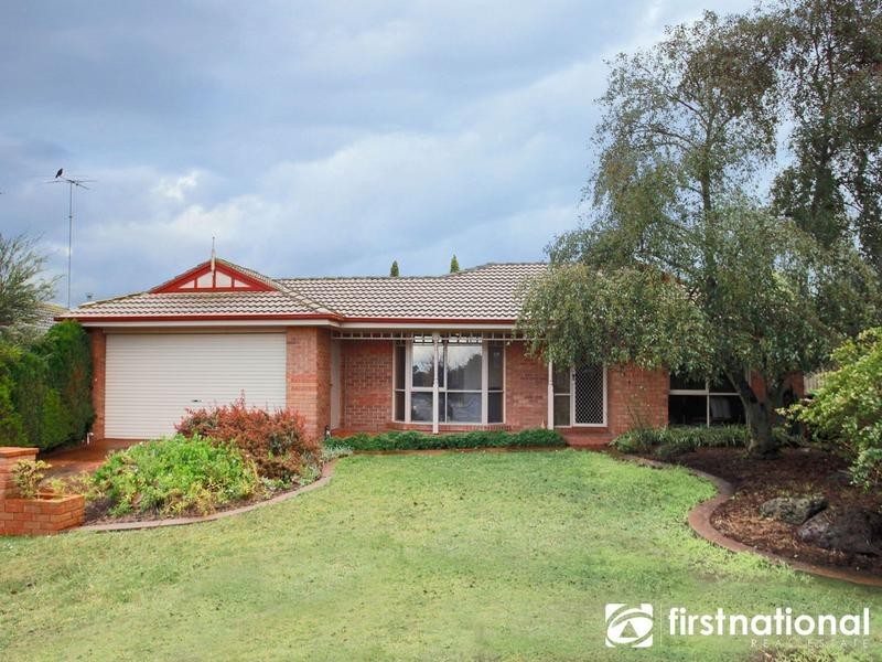9 Bertrand Close, Berwick VIC 3806