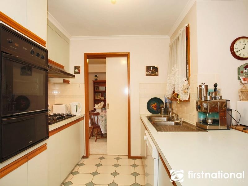9 Bertrand Close, Berwick VIC 3806