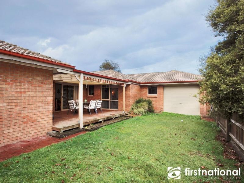 9 Bertrand Close, Berwick VIC 3806