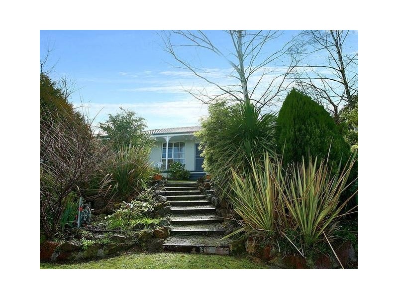 2 Philip Court, Pakenham VIC 3810