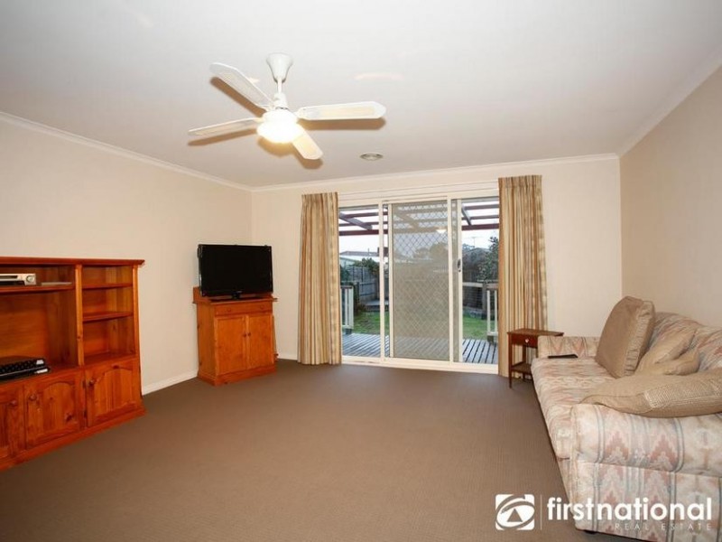 15 Crystal Brook Court, Narre Warren South VIC 3805
